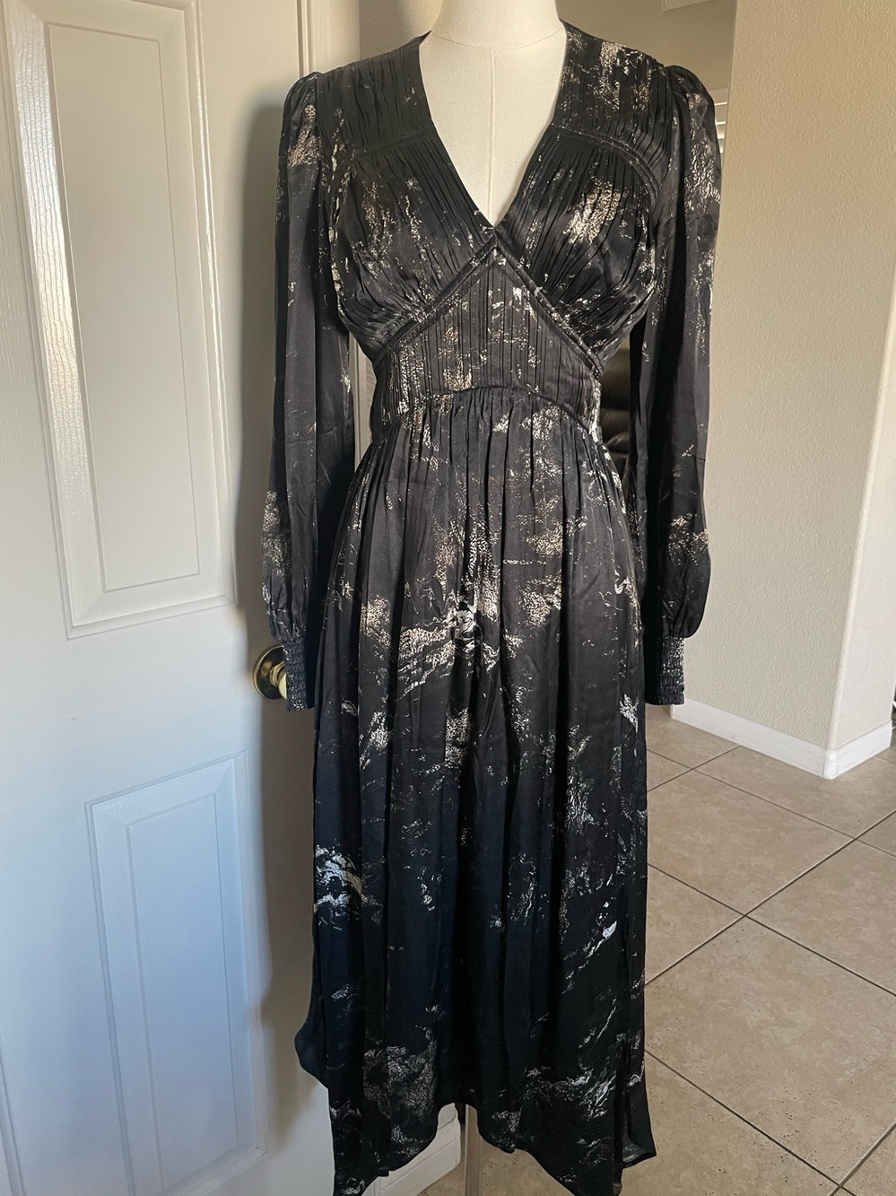 AllSaints Estelle Titania Silk Blend Printed Midi Dress US 2